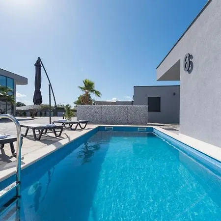 More Exclusive Villas And Spa Vir Exterior photo