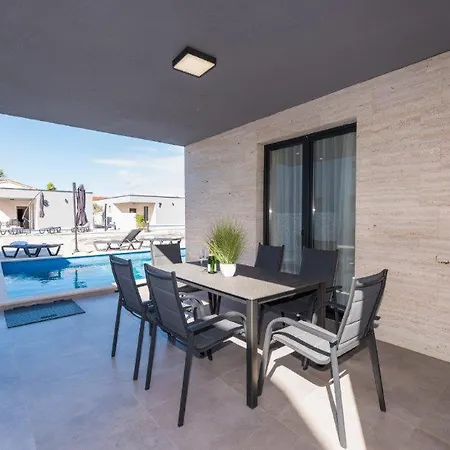 More Exclusive Villas And Spa Vir Exterior photo